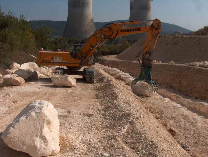 Travaux d'enrochement Sauzet