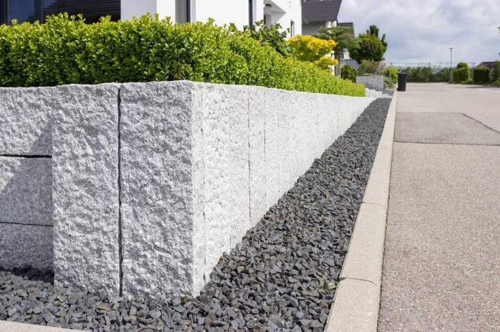 Mur de soutènement en enrochement Sauzet